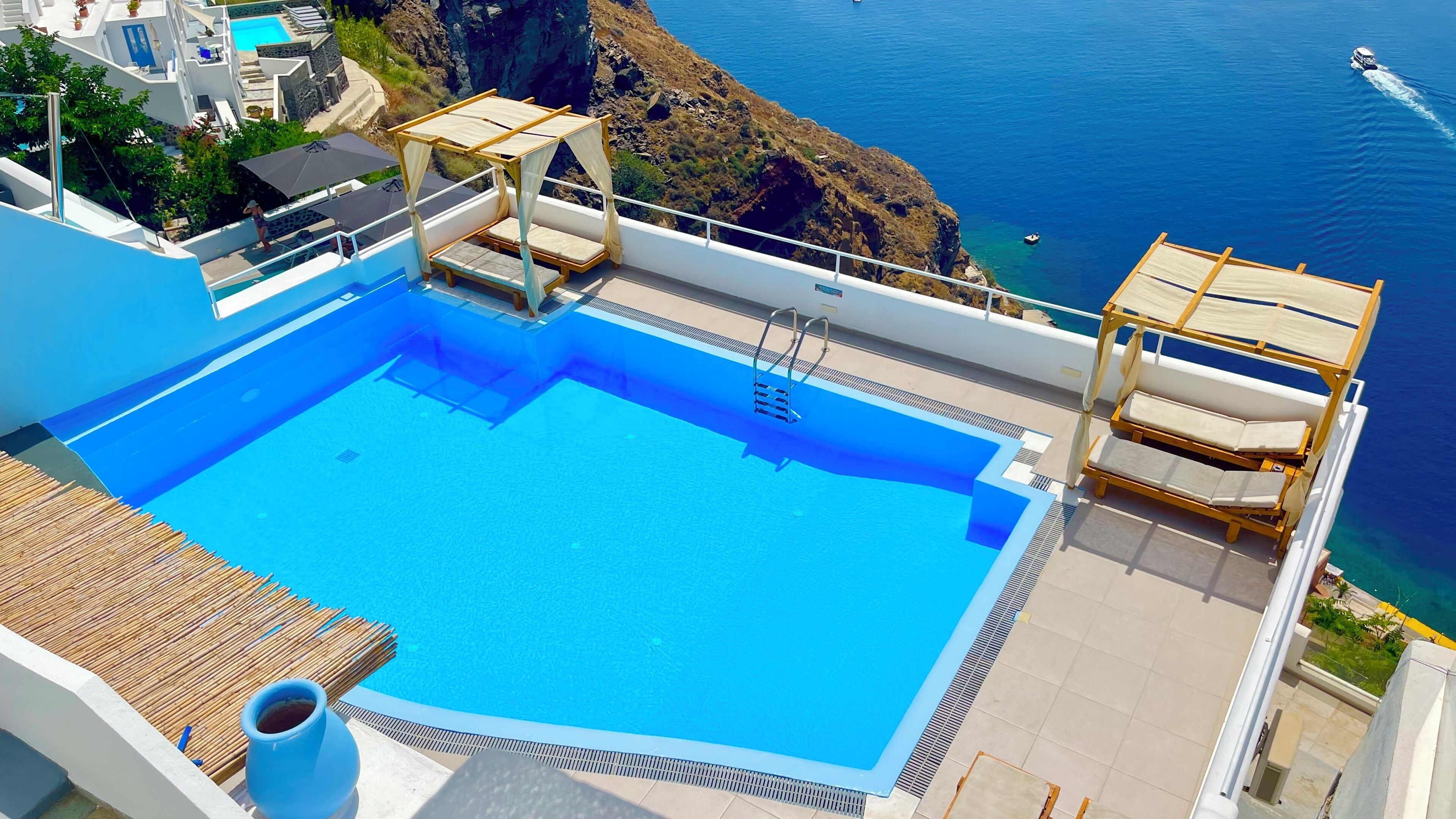Piscina externa sazonal
