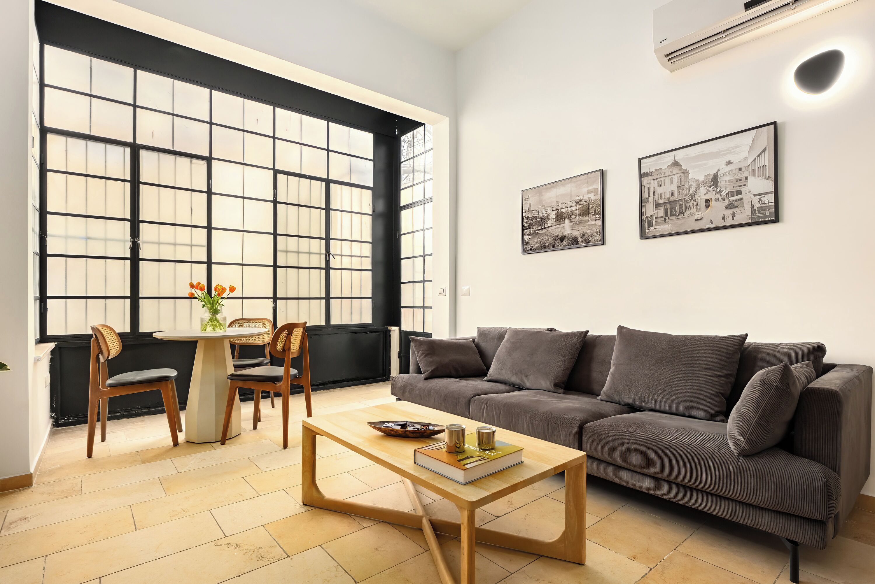 Căn hộ, 1 phòng ngủ | Khu phòng khách | TV 