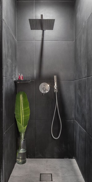 Studio, ikke-røyk, balkong | Dusj på badet