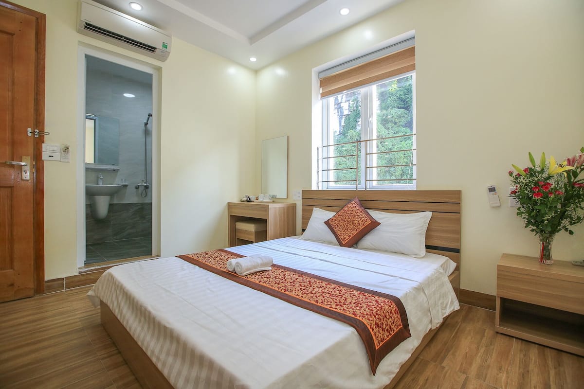 Phòng đôi Deluxe | Minibar, bàn, phòng cách âm, bàn ủi/dụng cụ ủi quần áo 