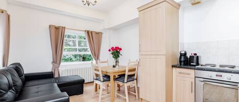 1 habitación, wifi gratis y ropa de cama