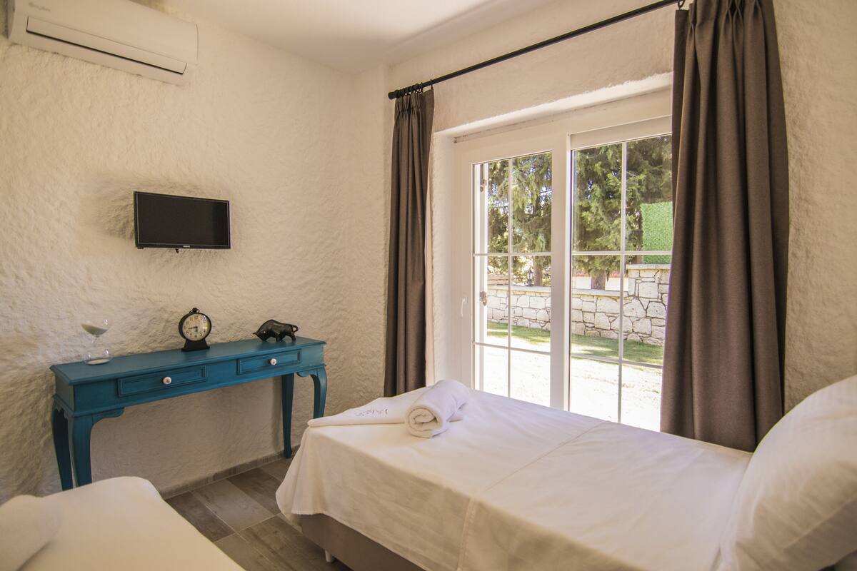 Tek Büyük Yataklı Oda (Garden) | Odadan manzara