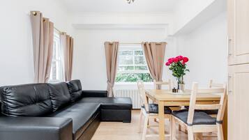 Apartment, 1 Schlafzimmer | Wohnbereich