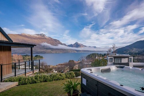 World Class Views Magnificence comes to town