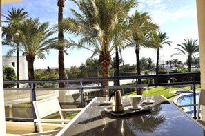 Outdoor dining - Sueños De Denia, 2 bedrooms, by Bookindenia (Denia)