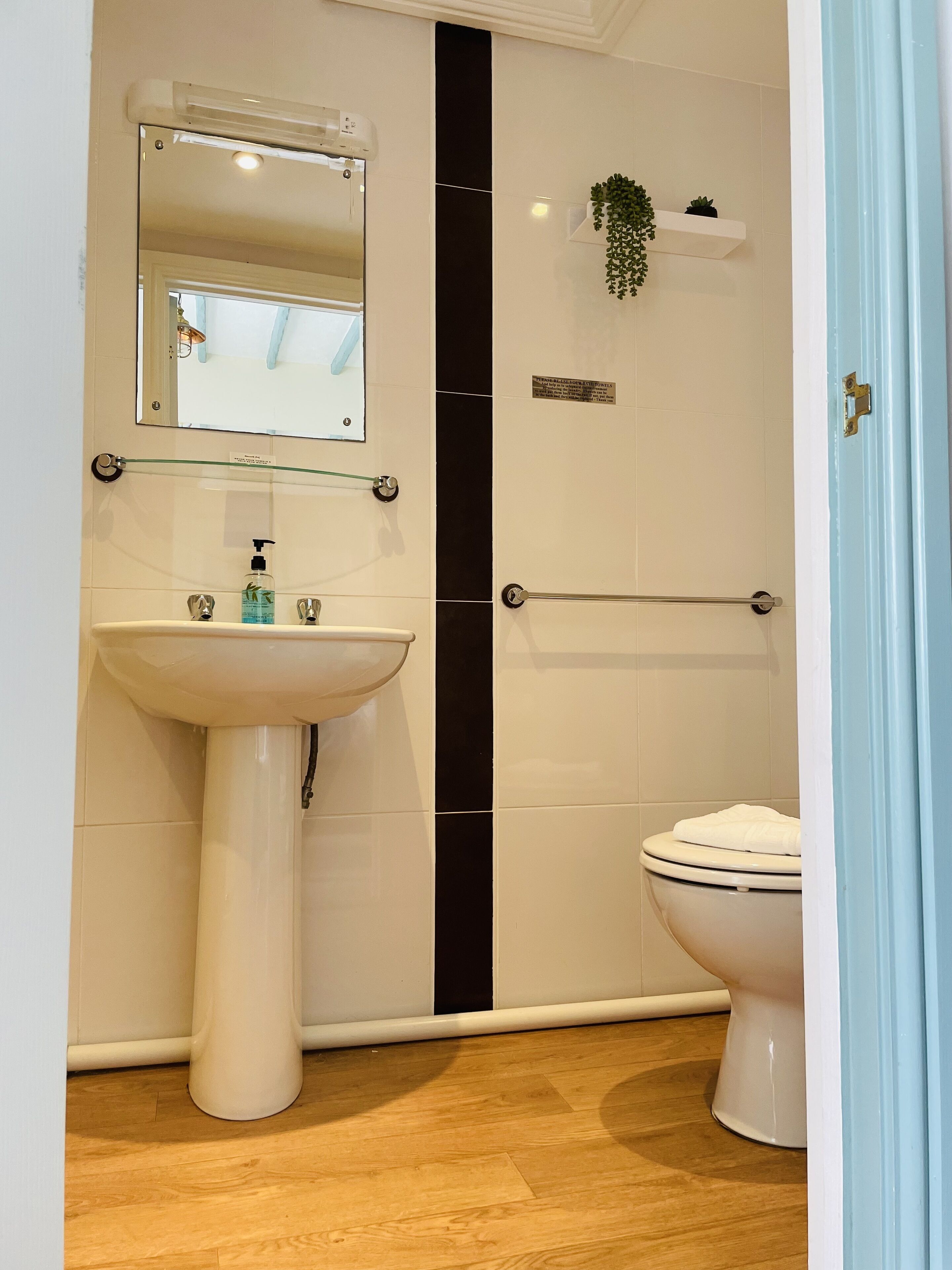 family triple room | 1 bedroom, iron/ironing board, free wifi, bed sheets