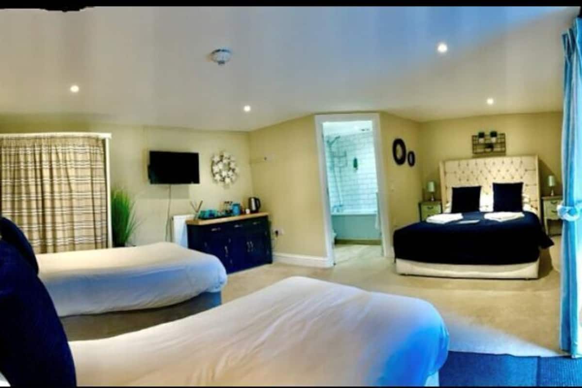 Fer et planche à repasser, accès au Wi-Fi (inclus), literie fournie