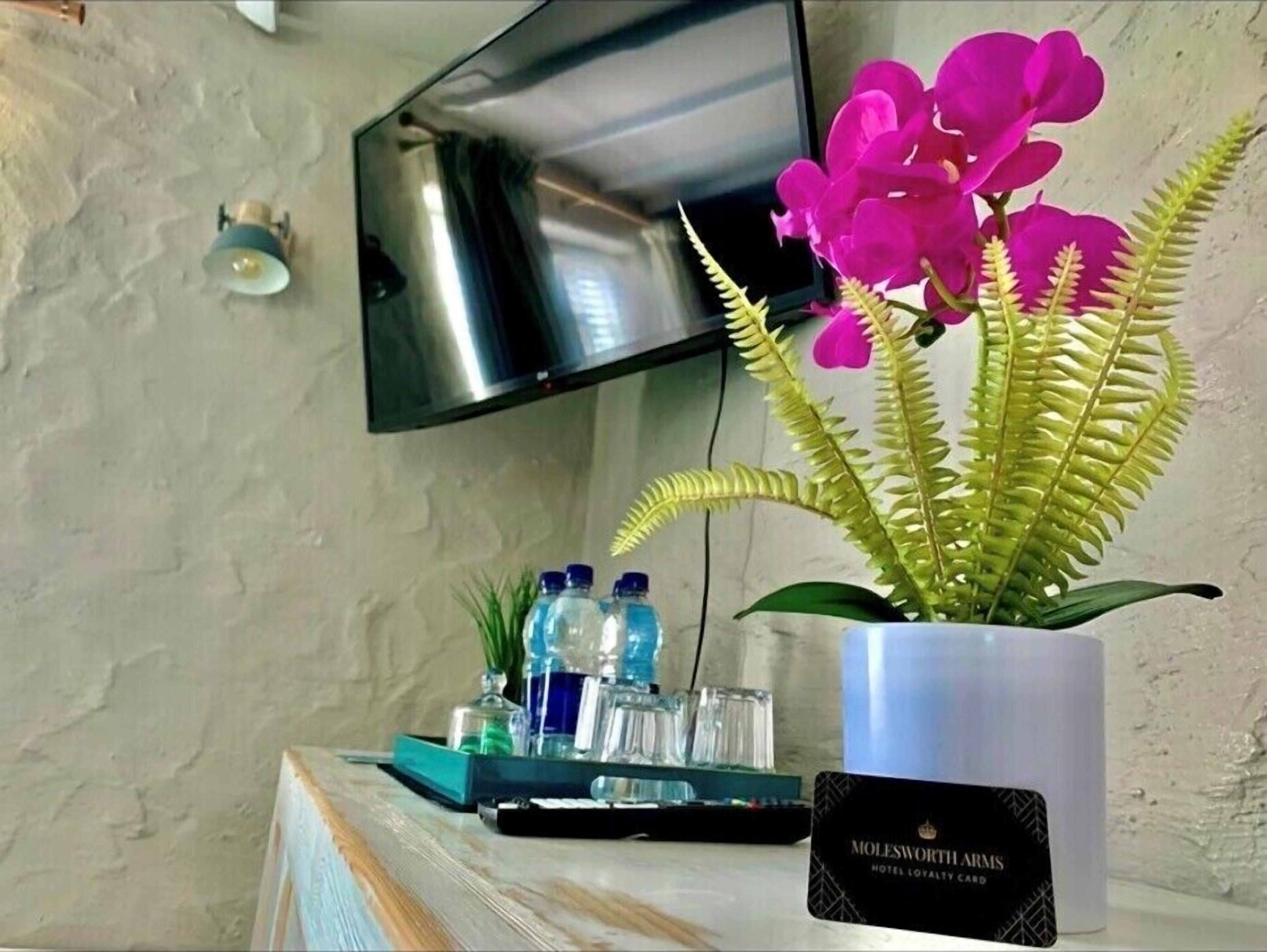 family quadruple room | 1 bedroom, iron/ironing board, free wifi, bed sheets