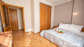 Apartamento Confort | Tabla de planchar con plancha, wifi gratis, decoración individual