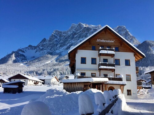 Cozy apartment "The Zugspitze" for 8 people in Ehrwald