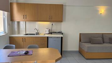 Apartment (4 Adults) | Private kitchen | Fridge, stovetop, electric kettle, toaster