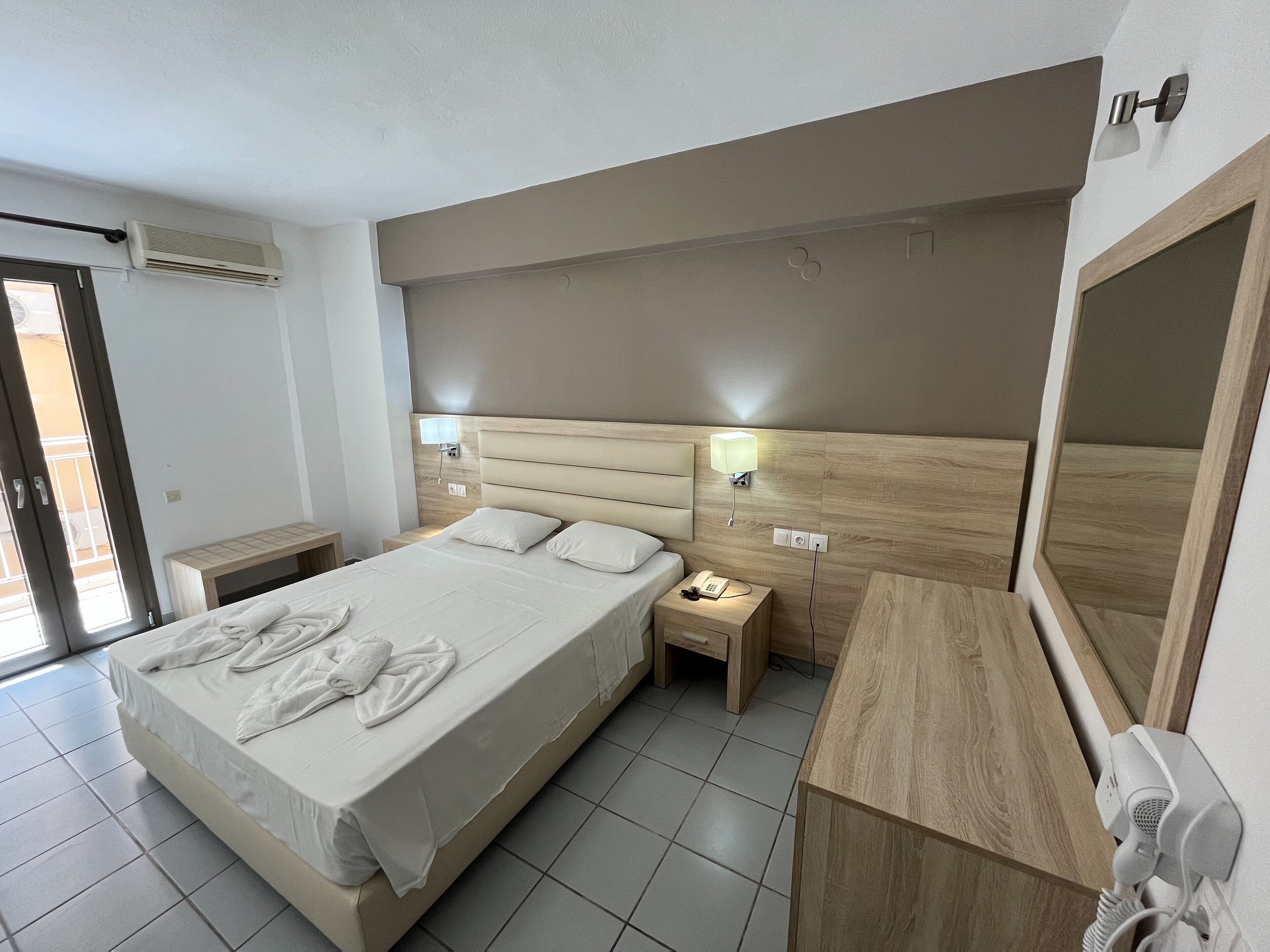 1 Schlafzimmer, Zimmersafe, Verdunkelungsvorhänge, kostenlose Babybetten