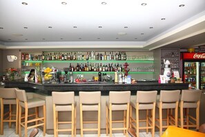 住宿內酒吧