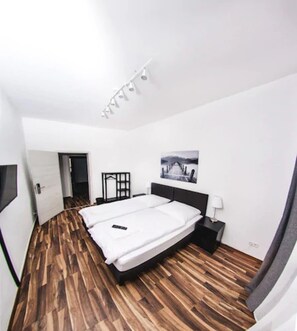 Verdunkelungsvorhänge, schallisolierte Zimmer, kostenloses WLAN