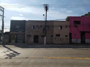 Front of property - Hotel Osiris (São Paulo)