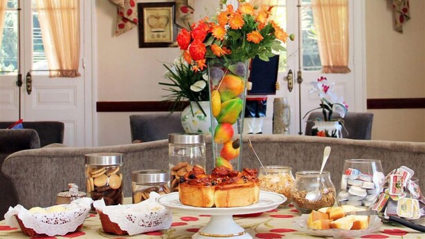 Breakfast buffet - Pousada Palácio de Cristal (Petrópolis)