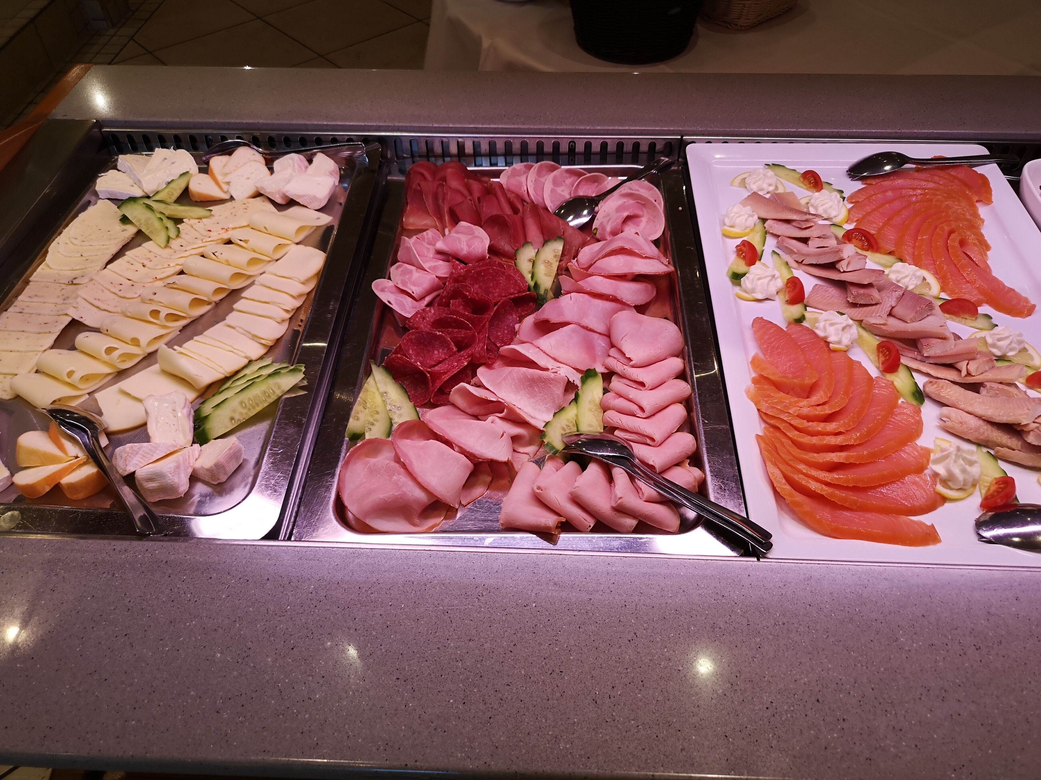 daily buffet breakfast (eur 10.00 per person)