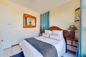 Apartamento conforto, 2 quartos | 2 quartos, escrivaninha, cortinas blackout, berços grátis