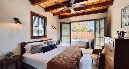 Little Dutch Cabin #102 | Pickleball | Hot Tub