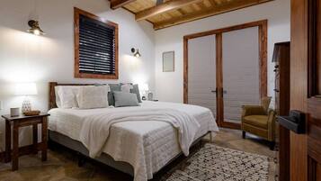 1 soverom, strykejern/-brett, wi-fi og sengetøy