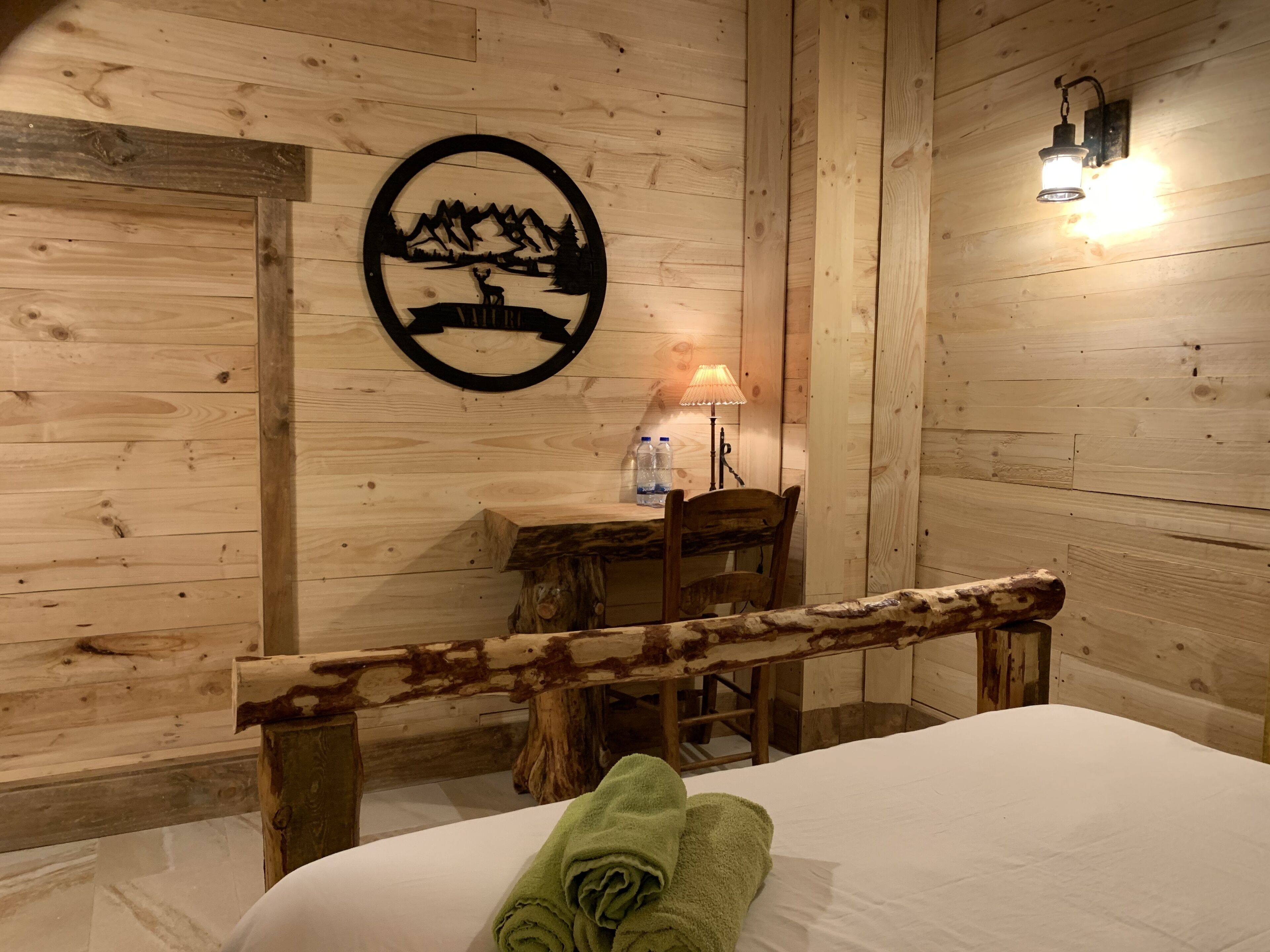 Basic Room (Maliciosa) | Free WiFi, bed sheets