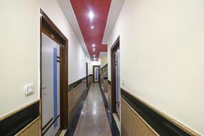 Lobby - FabExpress Jaggi Palace (New Delhi)