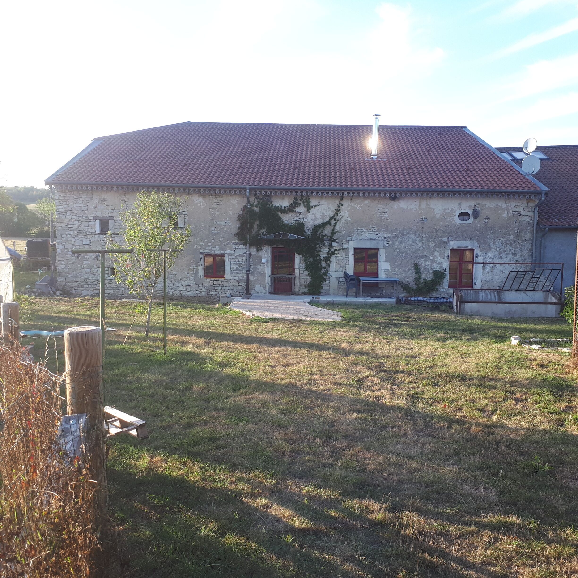 Renovated farmhouse - South Meusien (55)