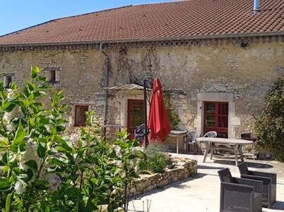 Renovated farmhouse - South Meusien (55)