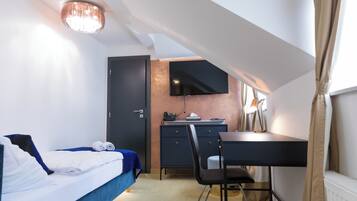 Business Studio Suite, 1 Single Bed | Bathroom