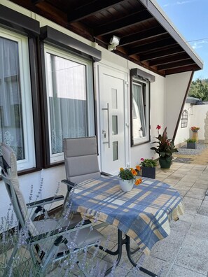 Outdoor dining - Holiday house in a quiet location and near the forest (Wernigerode)