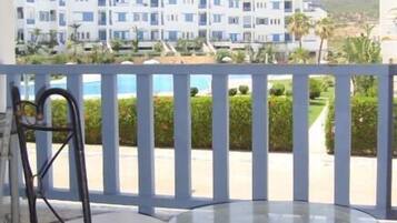 Superior Apartment, 2 Bedrooms | Balcony
