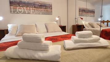 1 bedroom, free WiFi, bed sheets
