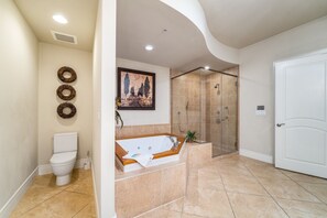 3 bedrooms, free WiFi - Gulf-front Three Bedroom - Tpc1402 (Orange Beach)