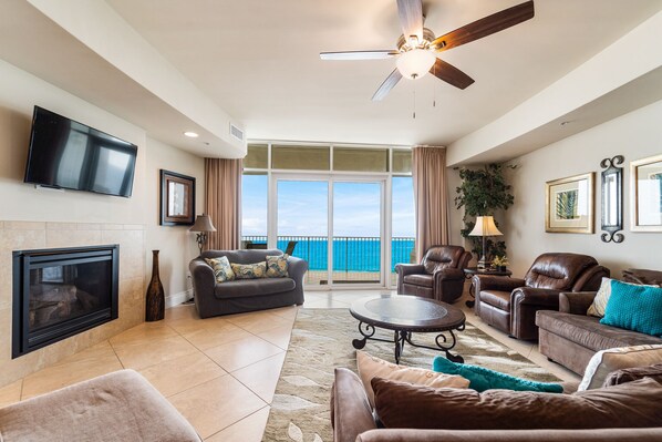TV, fireplace, MP3 dock