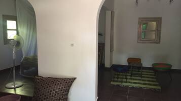 Apartment | 1 bedroom, iron/ironing board, free WiFi, bed sheets