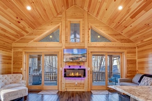 Smart TV, fireplace - Cozy Rose` cabin for up to 6 guests - Hocking Hills - Hot Tub-Fire Pit-Wifi (Logan)