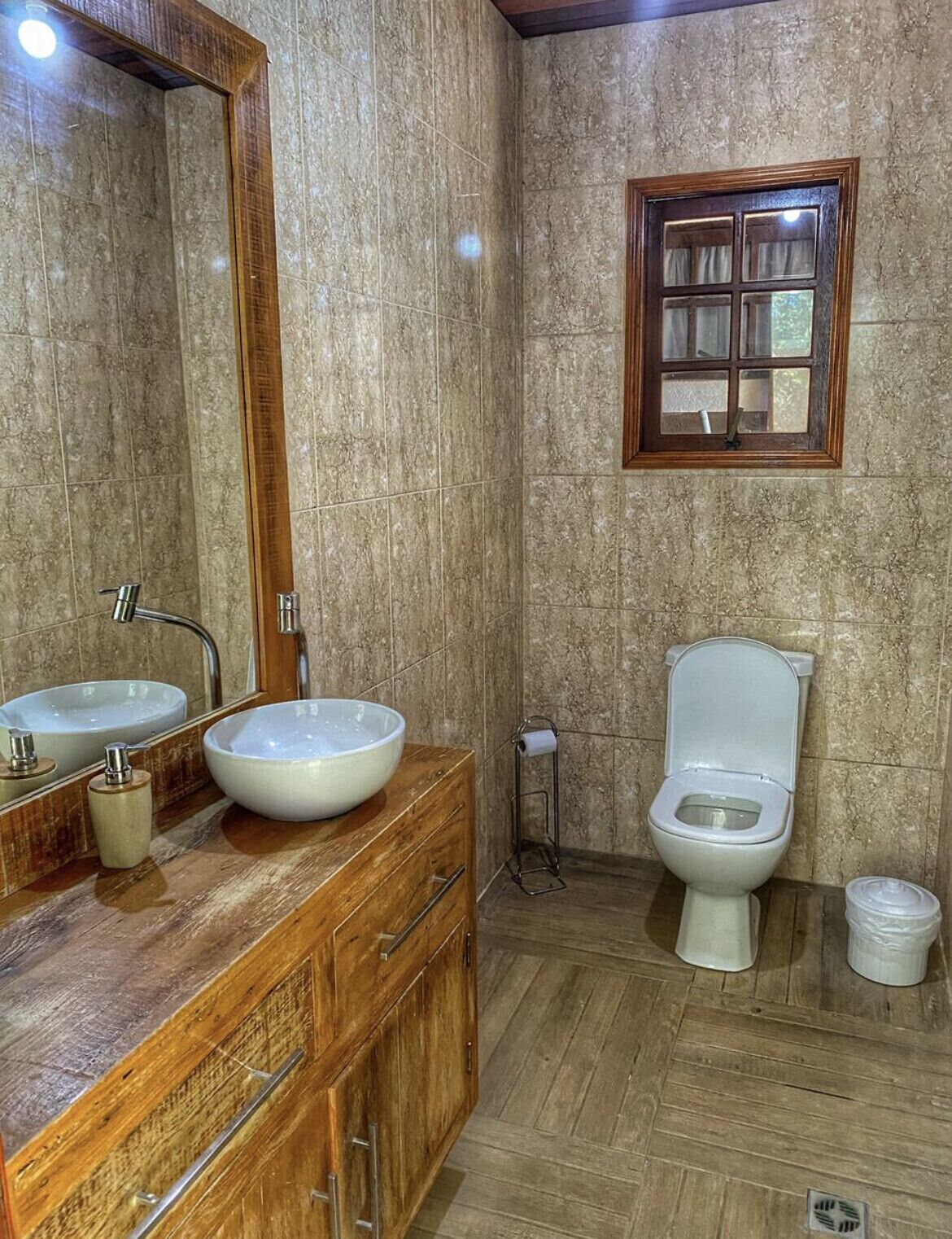 Big house with pool in Atibaia