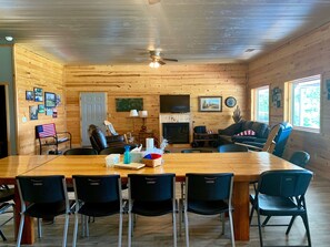Interior - Breathtaking views and an absolute hiking paradise!!! (Goreville)