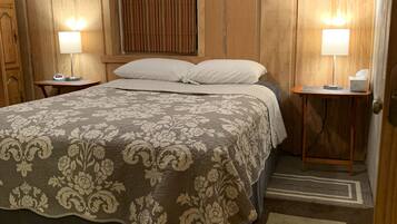 3 bedrooms, WiFi, bed sheets