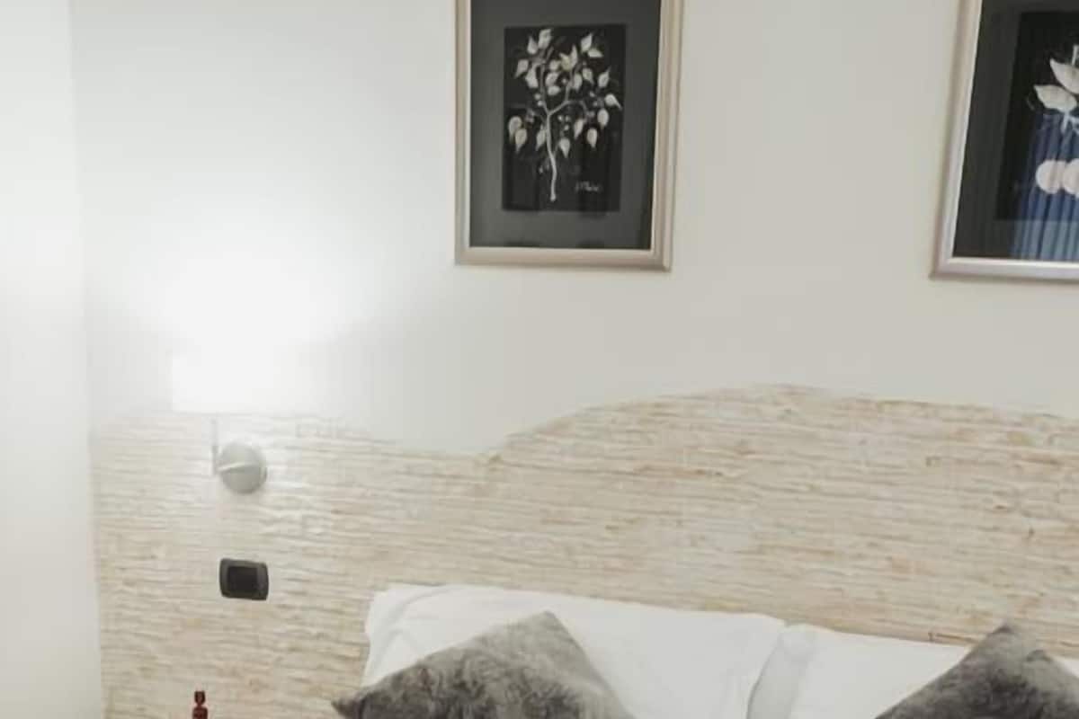 Quarto casal conforto | 1 quarto, individualmente decorados, individualmente mobiliados