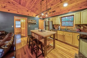 Chalet, Multiple Beds, Hot Tub | Private kitchen - Blue Mountain Mist (Sevierville)