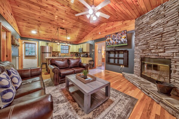 Interior - Blue Mountain Mist (Sevierville)