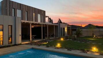 Piscine extérieure, piscine chauffée