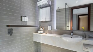 Regadera, regadera tipo lluvia, amenidades de baño ecológicas 