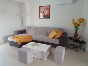 Smart TV - New apartment (2020) Albur village 2, Algarve, near beach (Alvor)