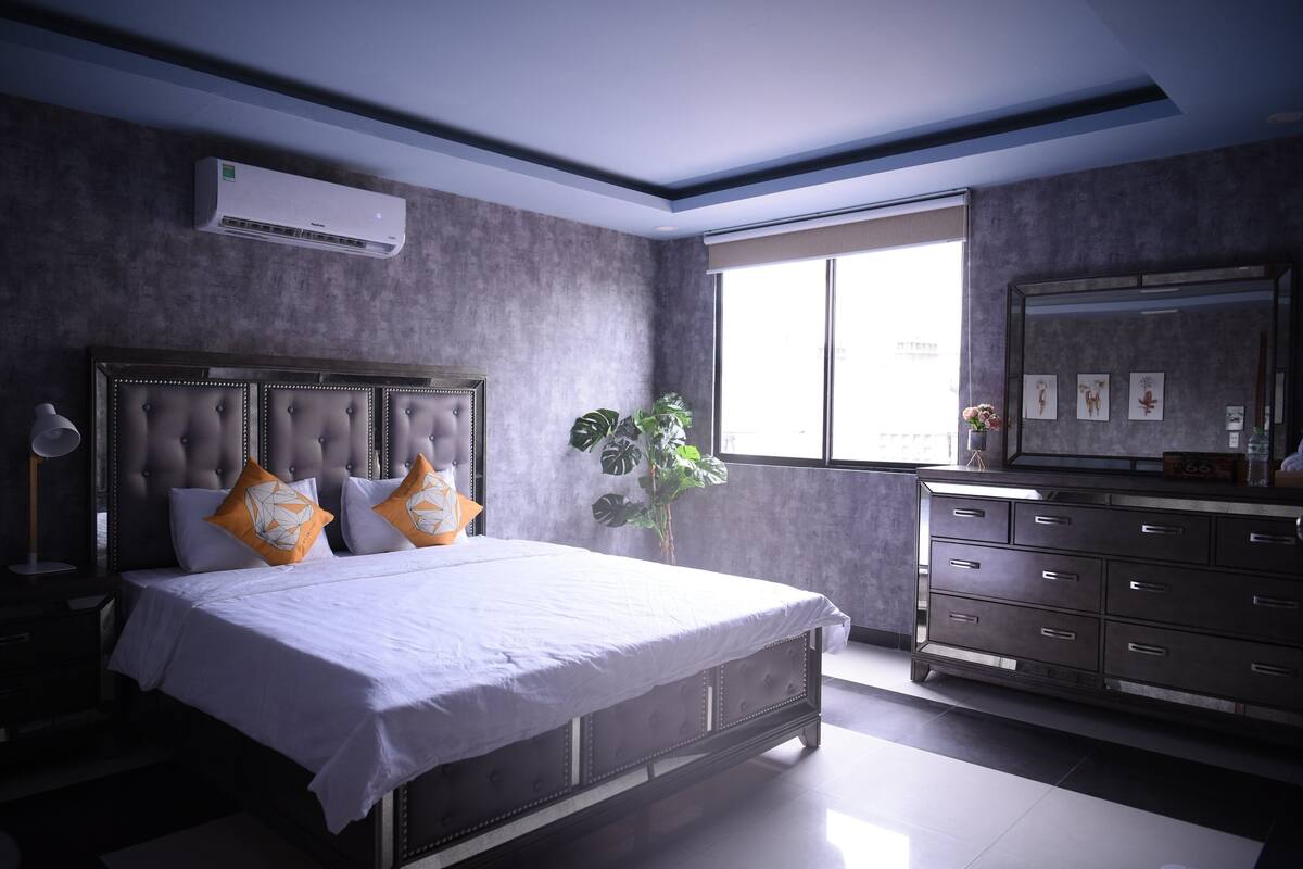 Deluxe Double Room | Blackout curtains, soundproofing, free WiFi