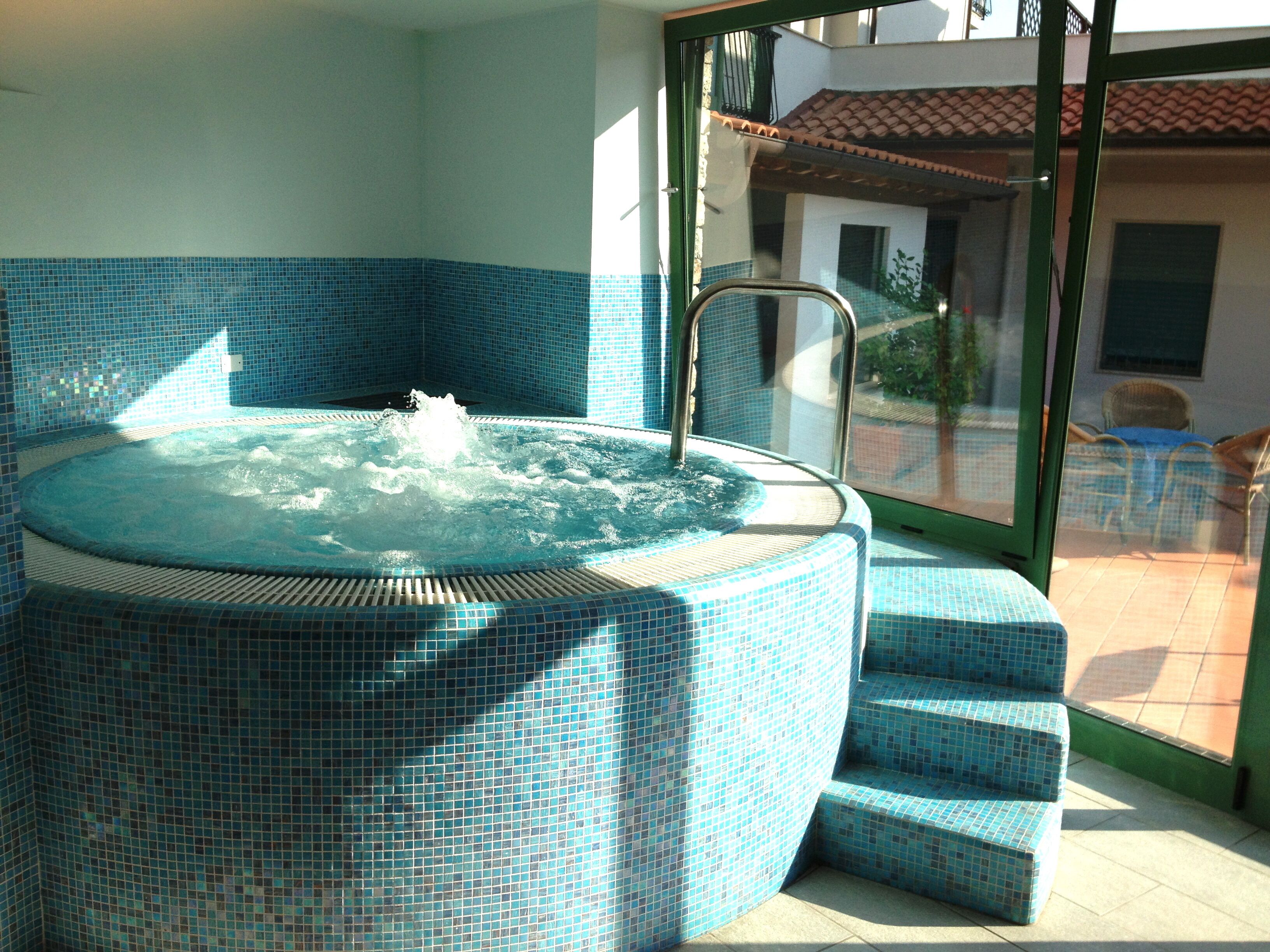 Bain à remous intérieur