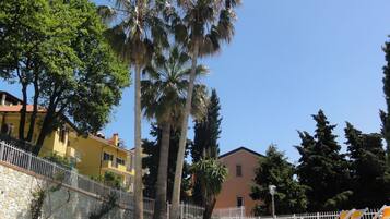 Außenpool (je nach Saison geöffnet)