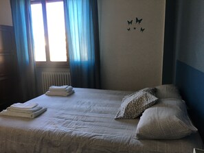 1 bedroom, iron/ironing board, bed sheets