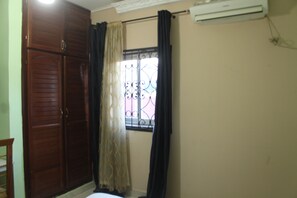 Room | Room amenity - Complexe Hotelier St Elie (Yaoundé)